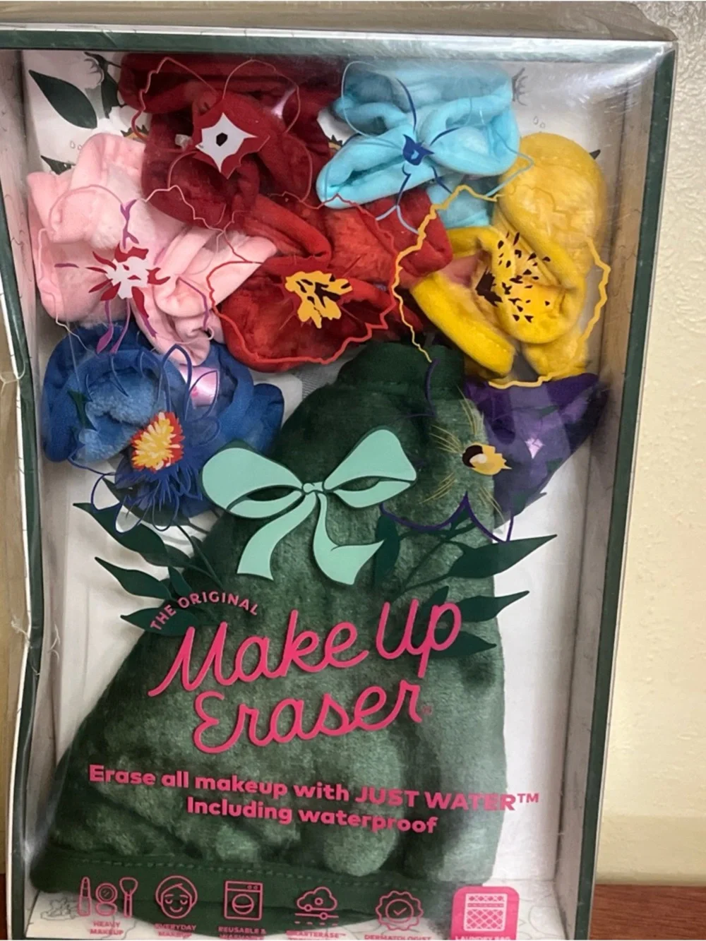 The original makeup eraser by Japonesque 7 day boquet